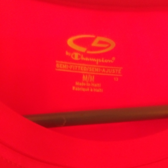 🏆Champion medium hot pink👀 tank top - Picture 2 of 3